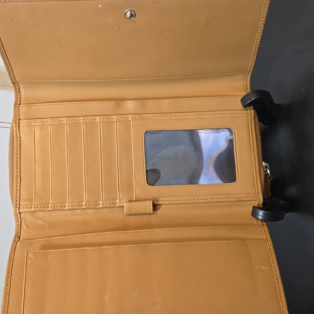 Vintage Coach Brown Leather Wallet - Picture 4 of 12